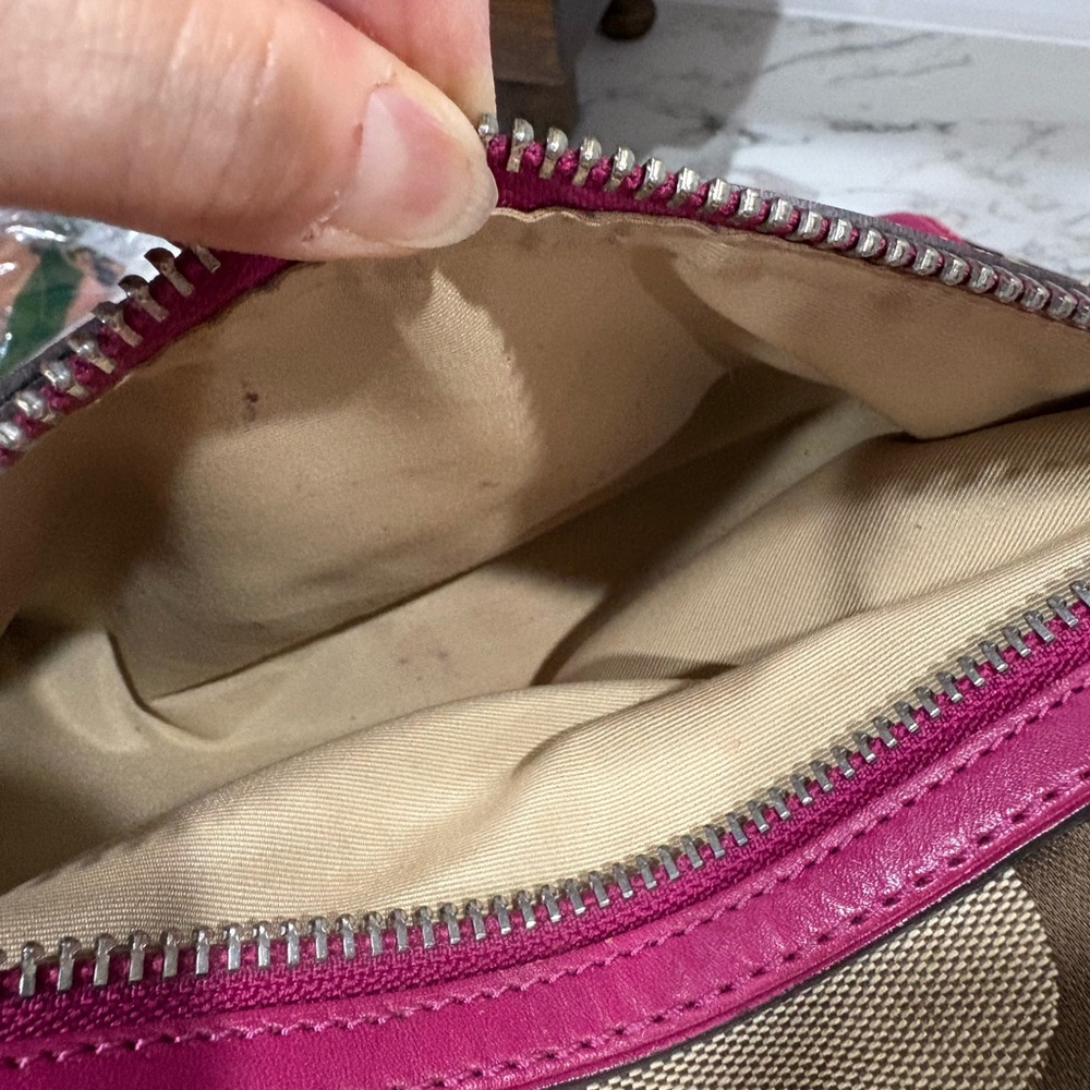 Coach legacy purse combo with matching wristlet - Picture 14 of 16